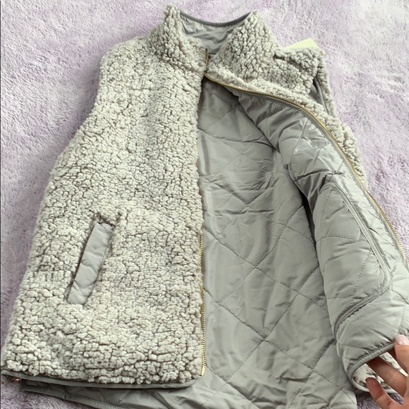 Fuzzy Vest - Picture 3 of 4